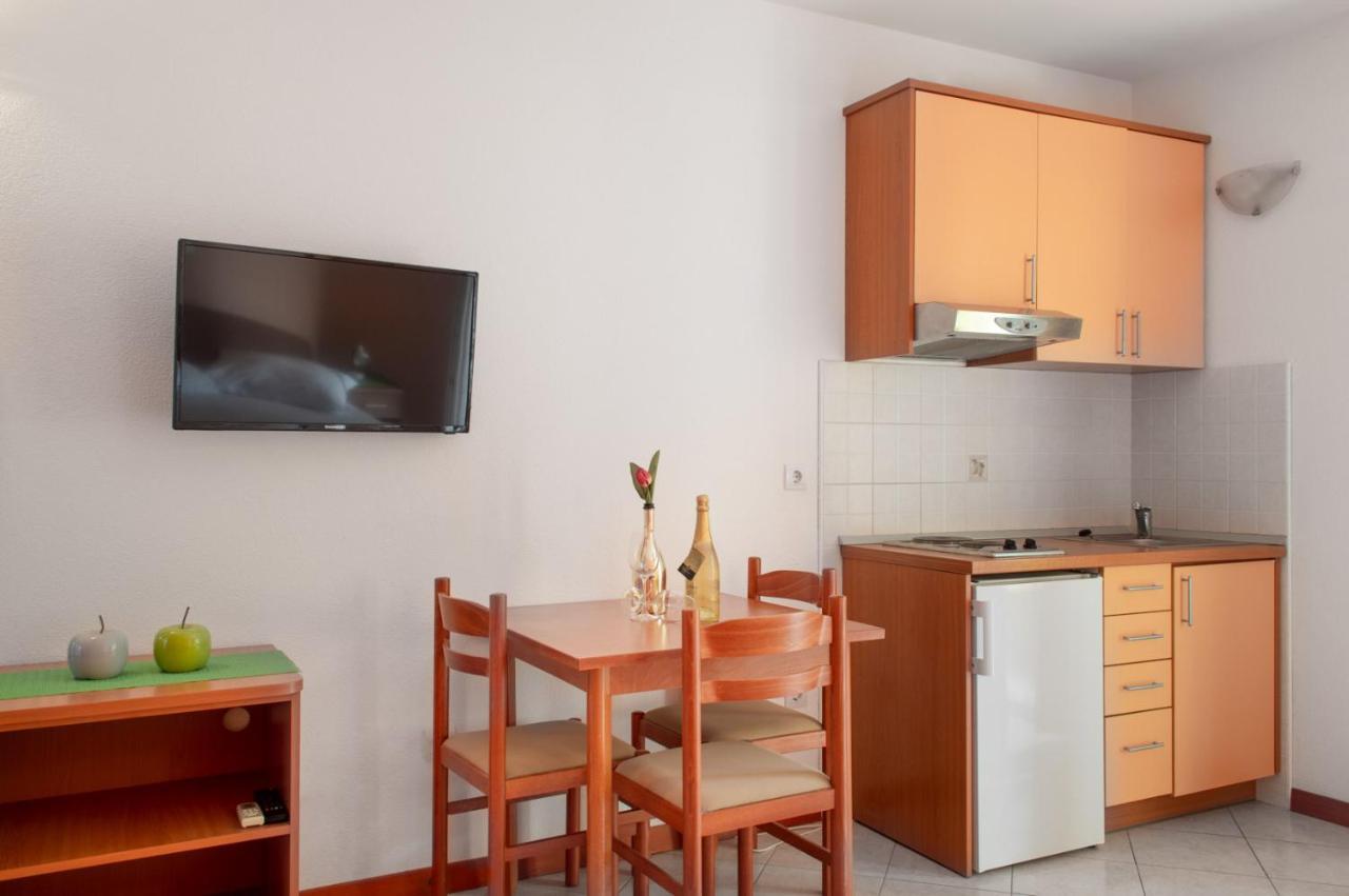 Apartments Promenada - Beachfront ทูแชพี ภายนอก รูปภาพ