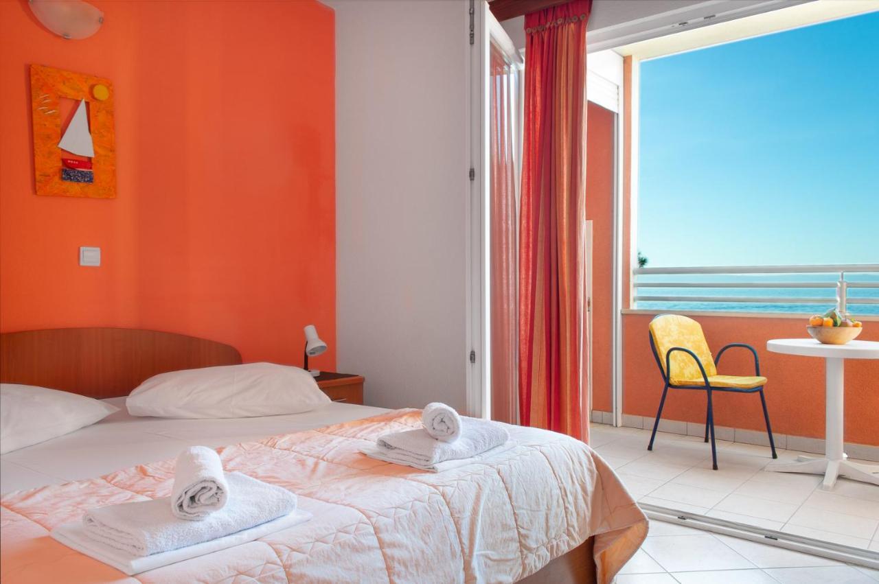 Apartments Promenada - Beachfront ทูแชพี ภายนอก รูปภาพ